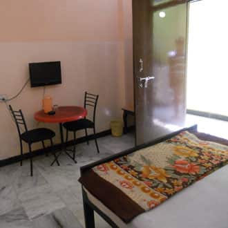 Tourist Home Lodge, Hyderabad 5